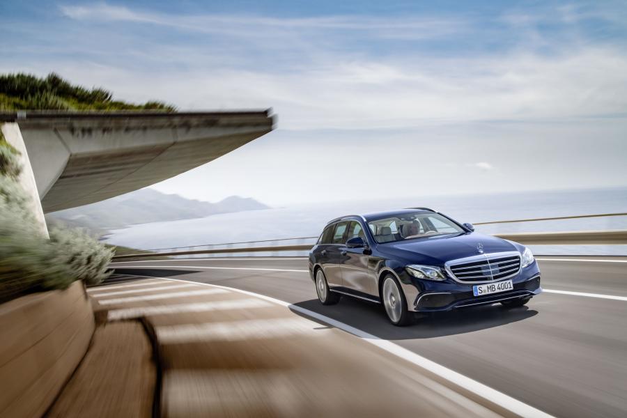  Mercedes-Benz E200 d Exclusive Line Estate 2016 года  (фото 23 из 31)